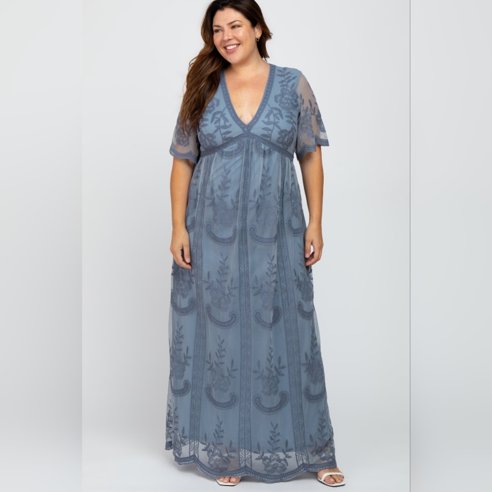 𝅺PinkBlush Lace overlay maxi dress NWT